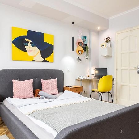 Riverbank Apartment At Parliament Budapest Esterno foto
